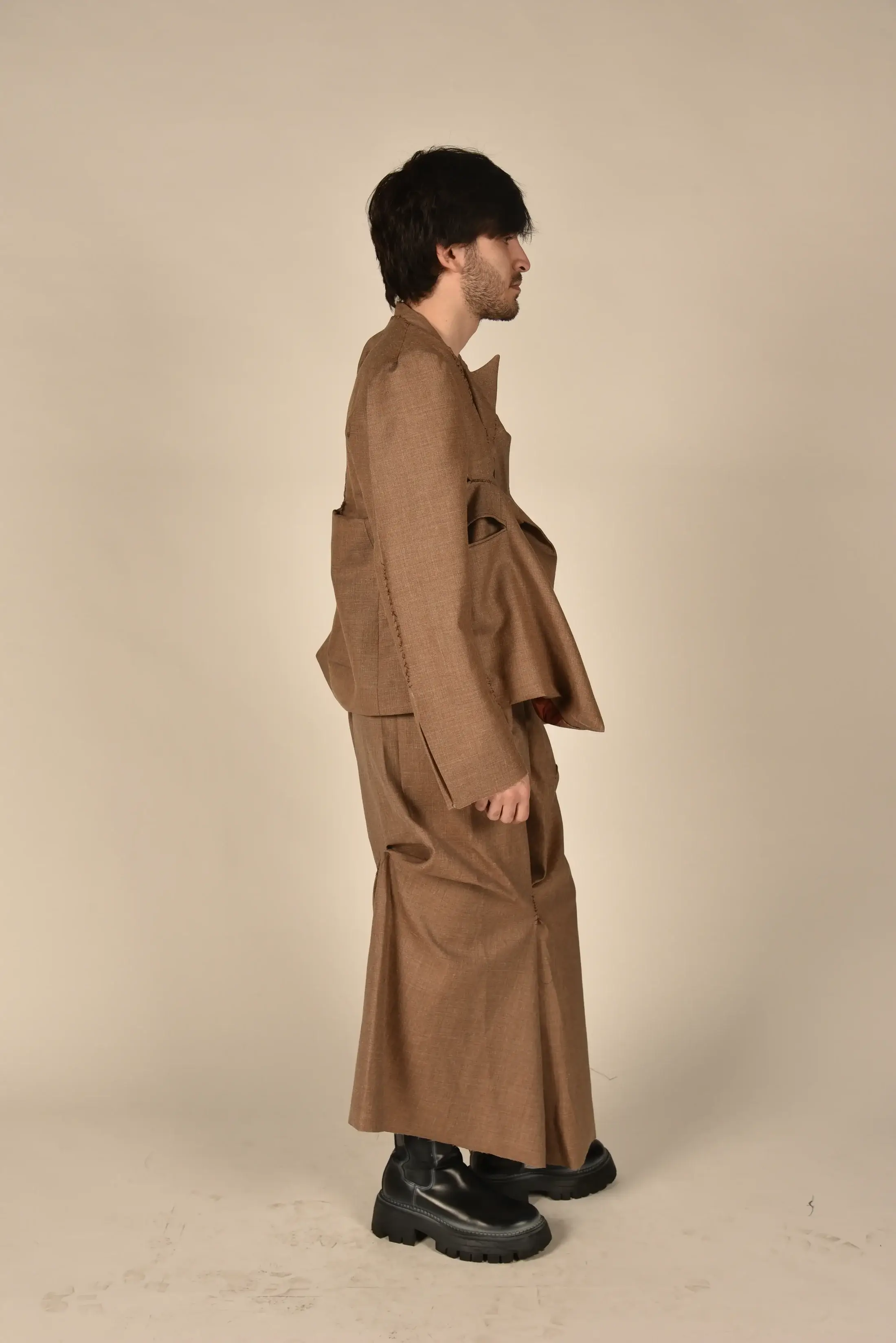 Lookbook 01, photograph 2